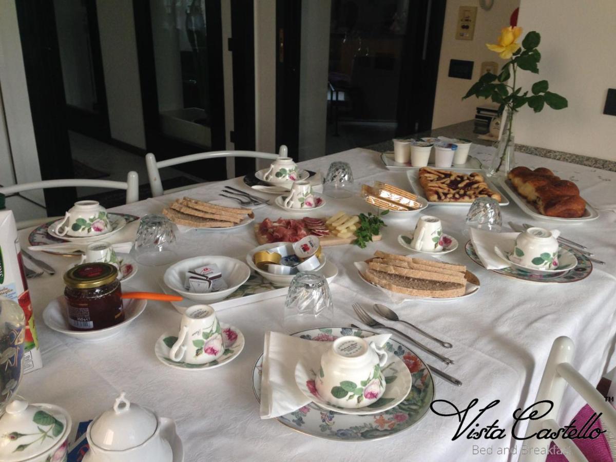 Vista Castello Bed and Breakfast Rovereto  Buitenkant foto