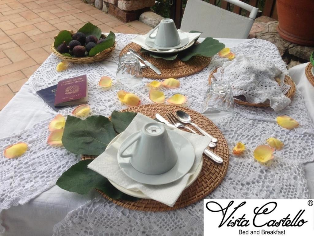 Vista Castello Bed and Breakfast Rovereto  Buitenkant foto